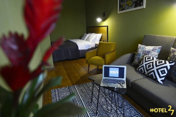 Hotel 27 (Meria)